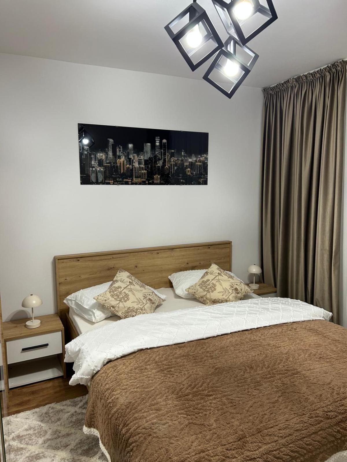 Jasminique Suite Craiova Exterior foto