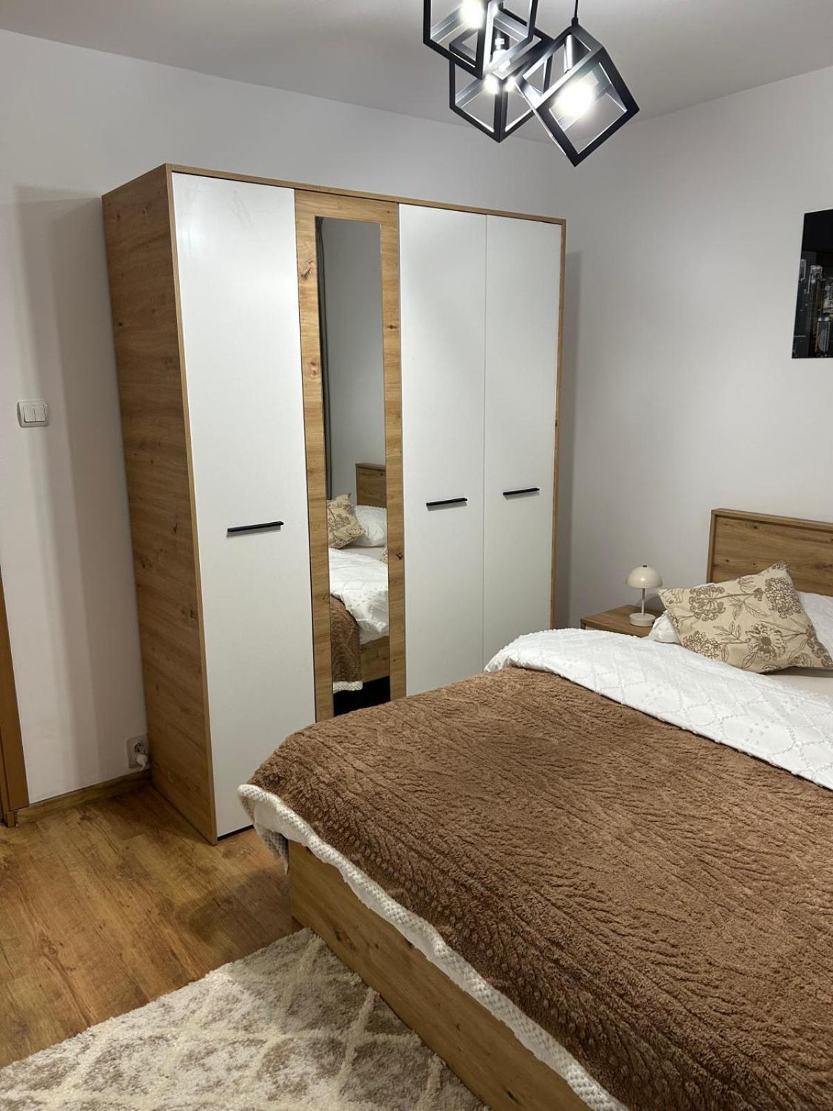 Jasminique Suite Craiova Exterior foto